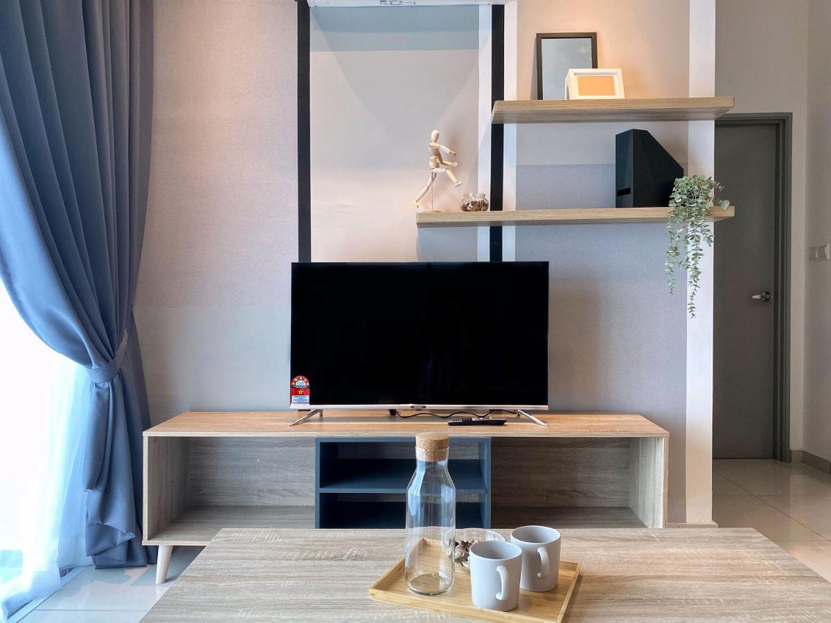 Ezhome Mesahill Nilai Exteriör bild