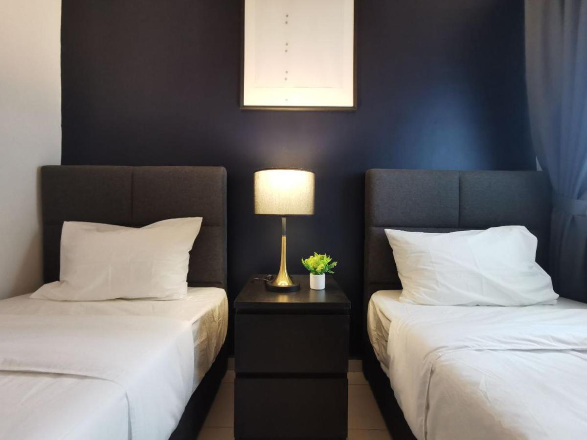 Ezhome Mesahill Nilai Exteriör bild